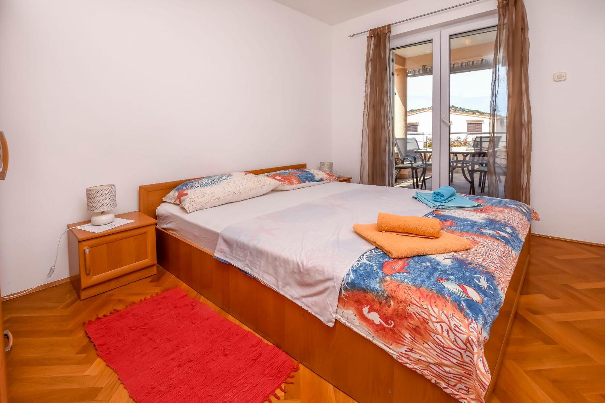 Apartments Ema Ражань Экстерьер фото